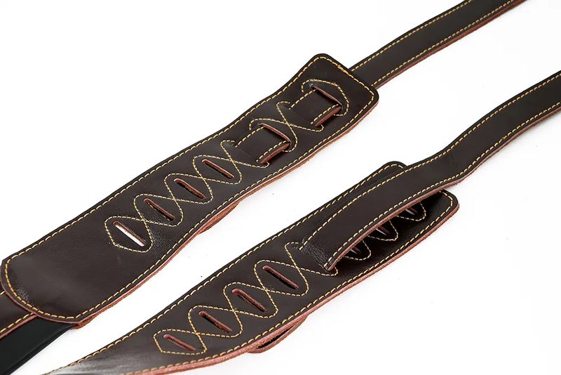 Adjustable leather tail with length holes